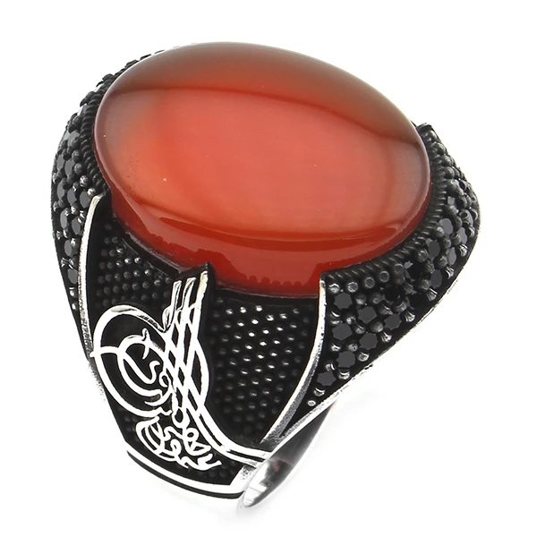 Oval Kapüşon Tuğra İşlemeli Kızıl Akik Taşlı Erkek Yüzük