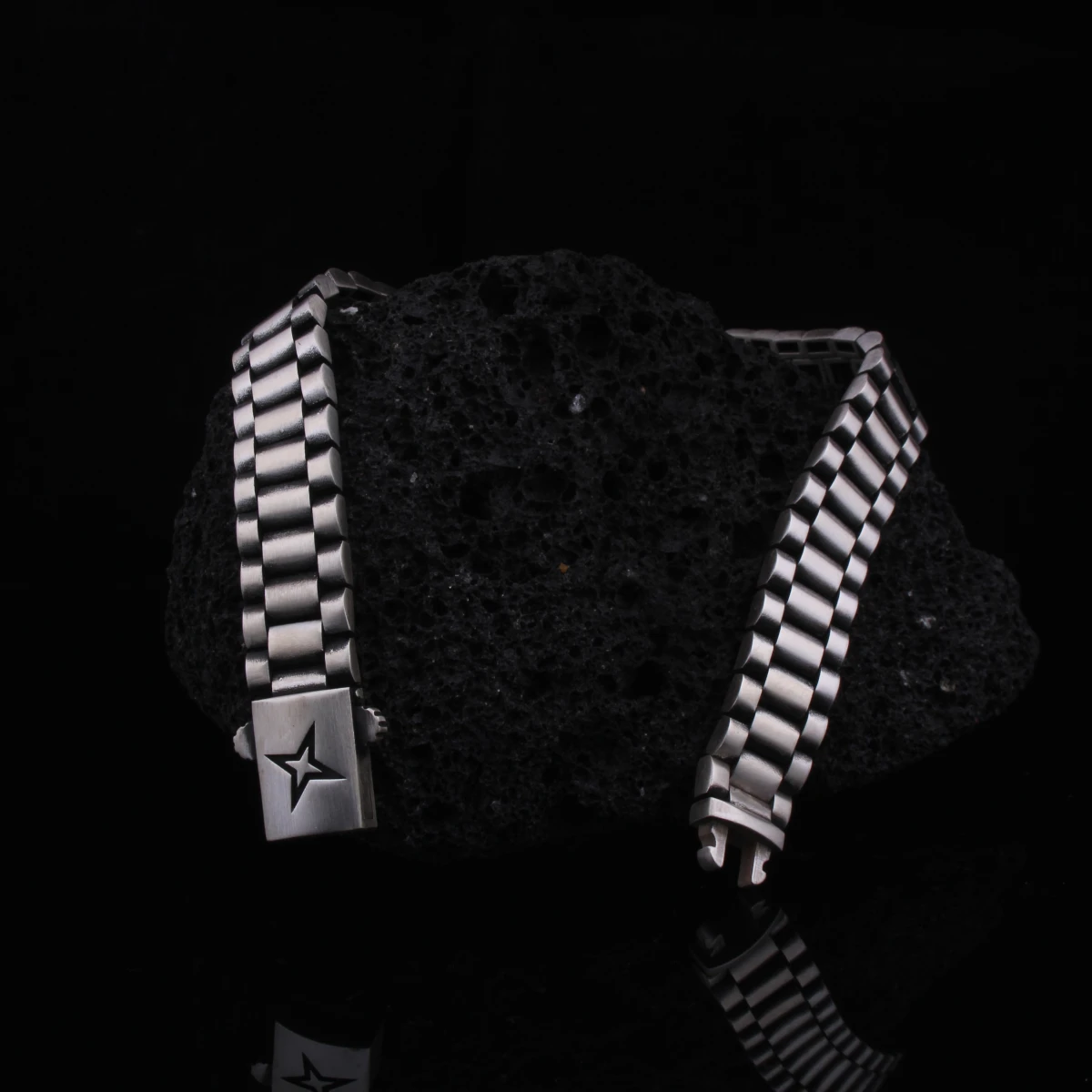 Saat Kordonu Model Erkek Bileklik