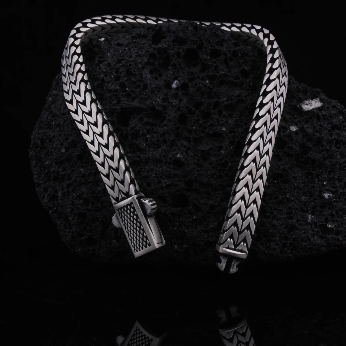 Karışık Örgü Model Erkek Bileklik