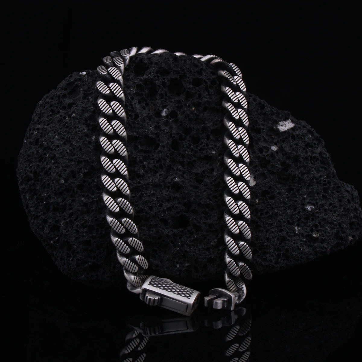 Çizgili Gurmet Model Erkek Bileklik