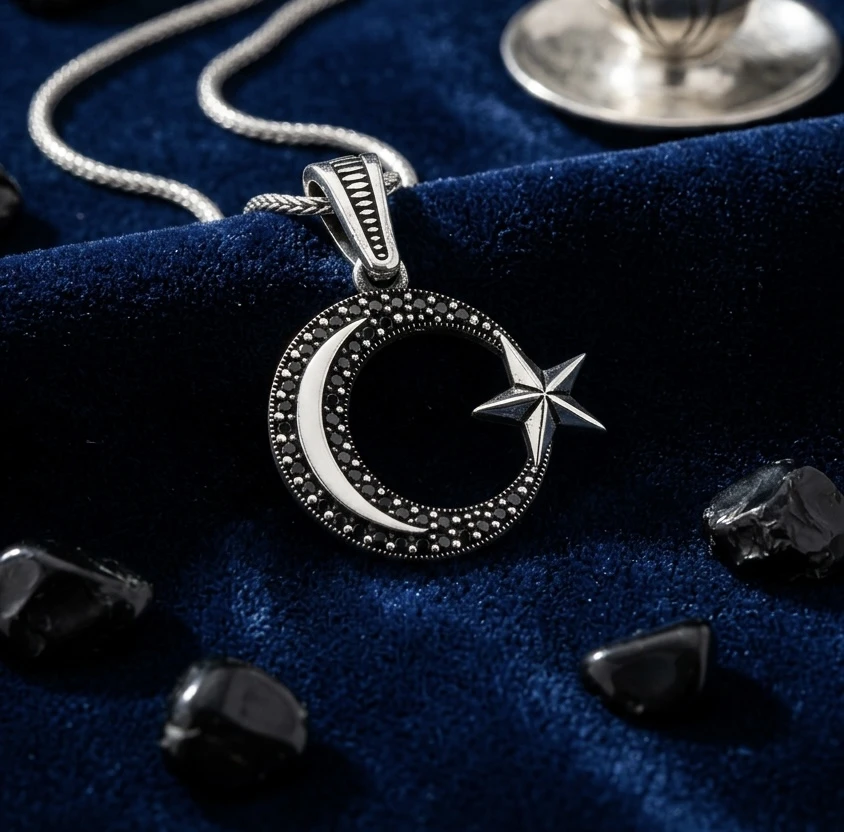 Çift Sıra Kırmızı Taşlı Ay Yıldız Kolye Ucu