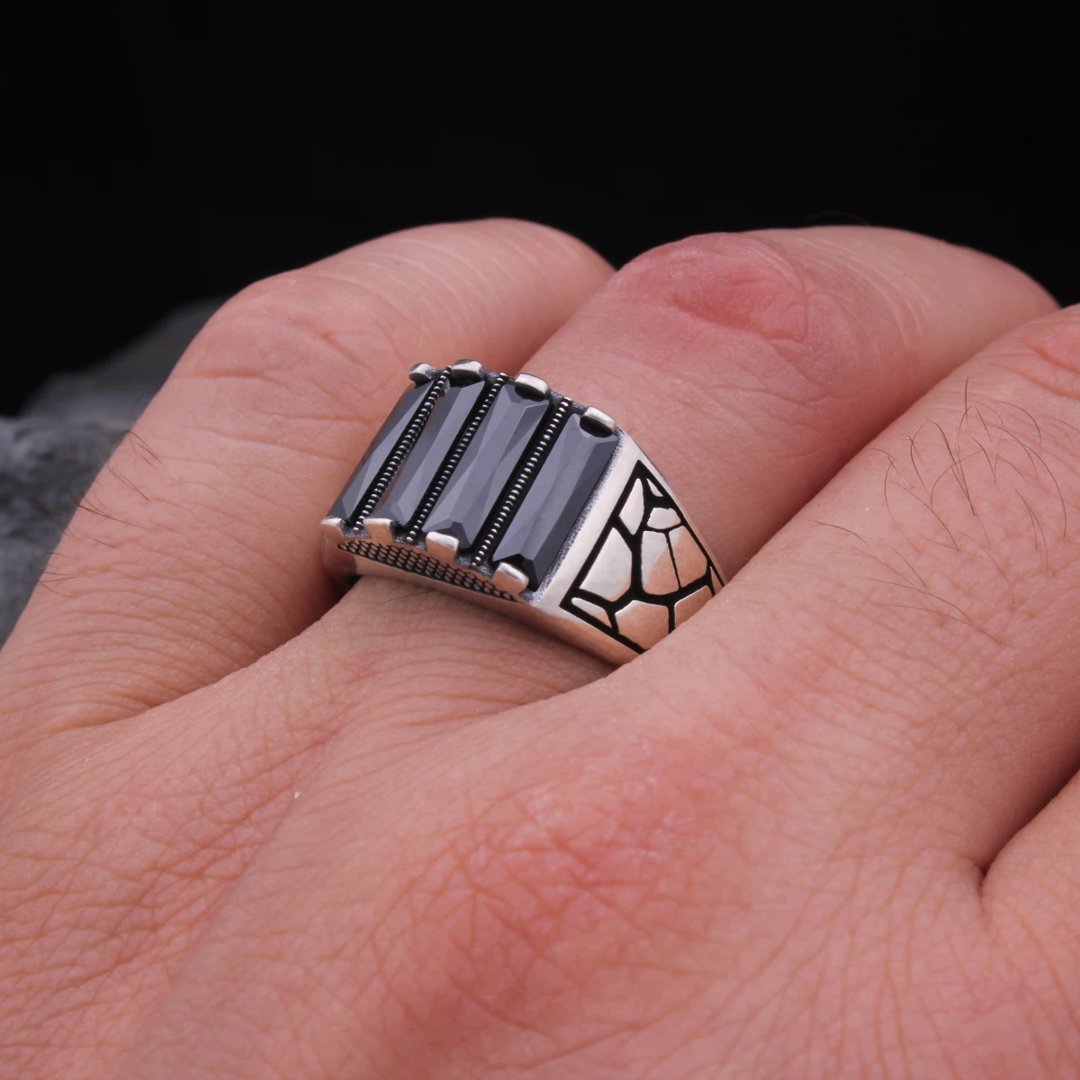 Baget Taş Özel Tasarımlı Gümüş Yüzük