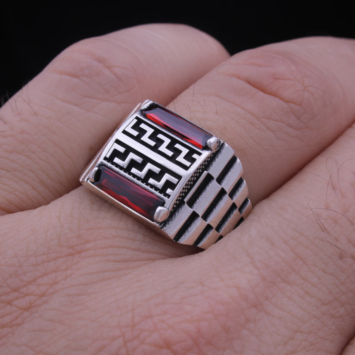 Baget Taş Kordon Tasarımlı Gümüş Yüzük