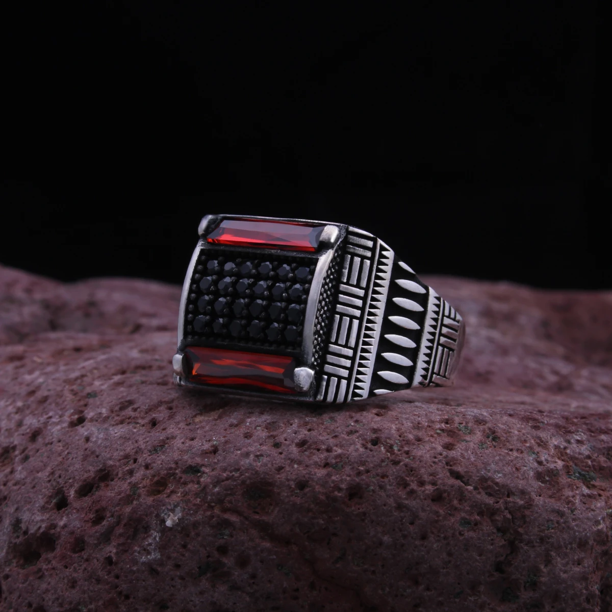 Baget ve Mikro Taş Maori Tasarım Gümüş Yüzük