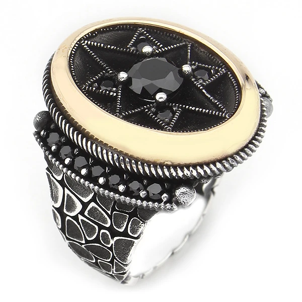 Heybetli Kare Tasarım Kırmızı Taşlı At Figürlü Erkek Yüzük