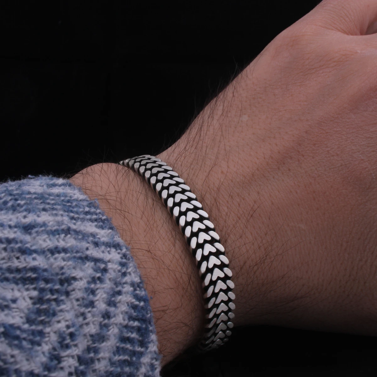 Kalp Örgü Model Erkek Bileklik