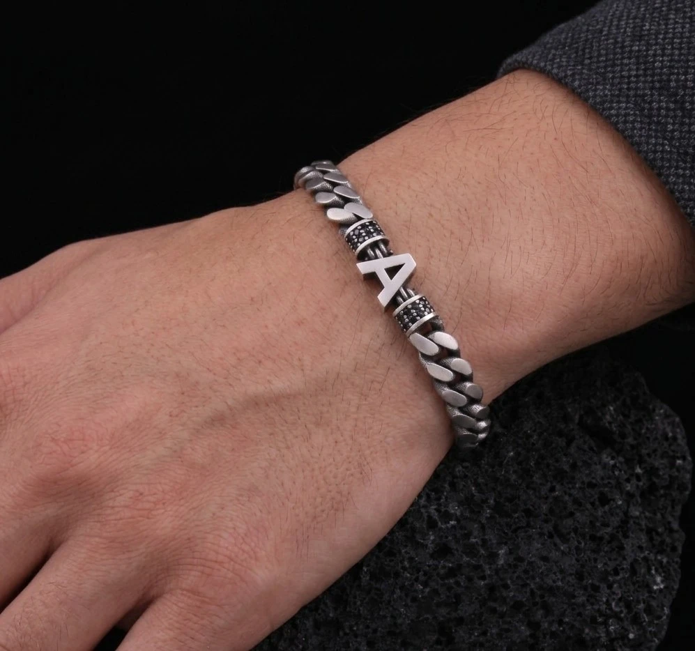 Harf Detaylı Zirkon Taşlı Cuban Zincir Erkek Bileklik