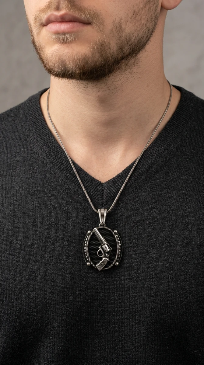 Revolver Silah Siyah Taşlı Kolye Ucu