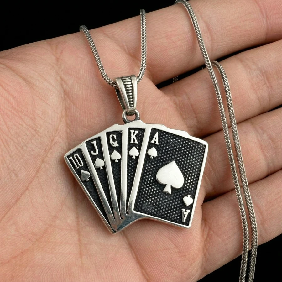 Royal Flush İskambil Kartları Kolye Ucu